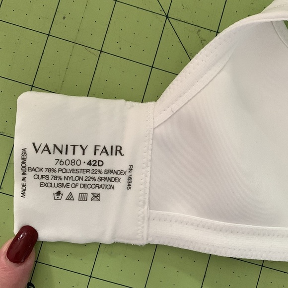 Vanity Fair Bra - Picture 8 of 8
